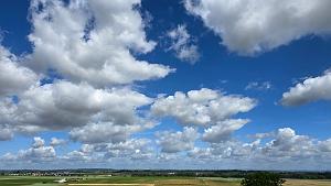 NUAGES
